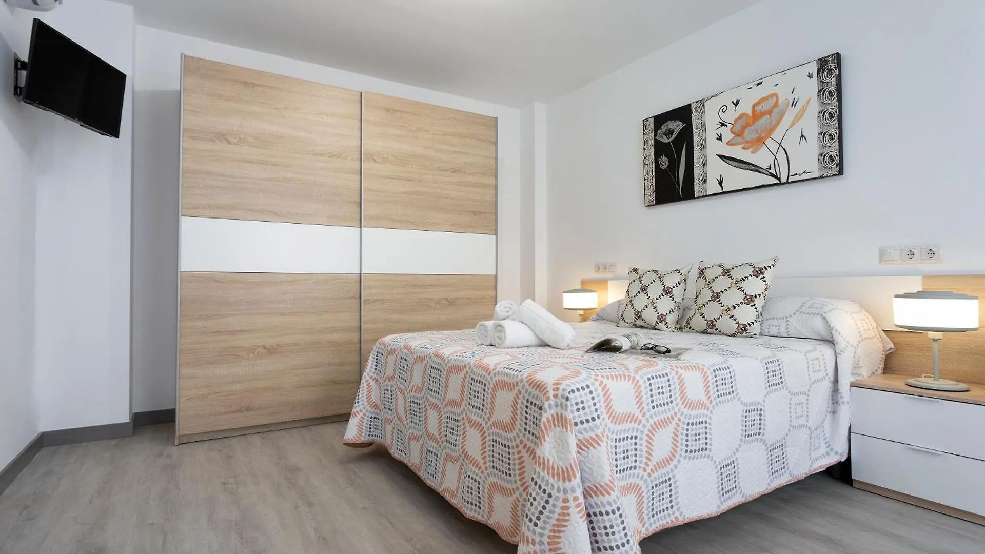 Apartment Sunstay Eslava Flat I Malaga Spain