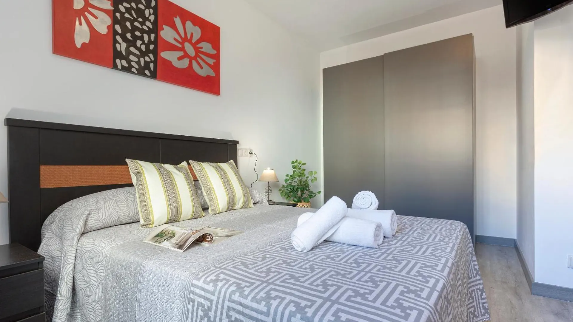Apartment Sunstay Eslava Flat I Malaga Spain